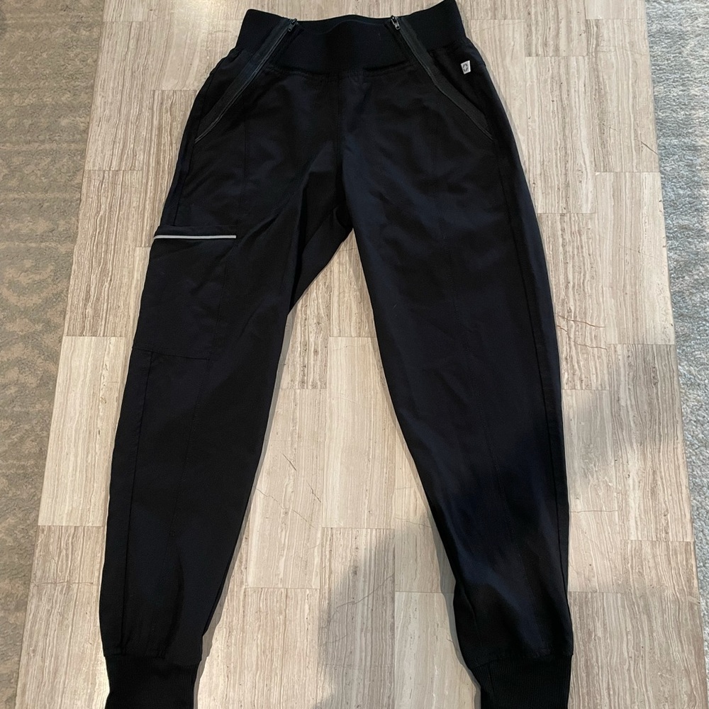 Cherokee Infinity PETITE joggers scrubs